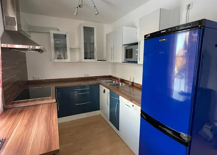 Charmante In Wimpassing Friedburg, Erdgeschoss Mit Grosszuegigen Garten * Lengau